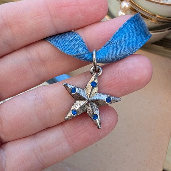 Vintage 1990's Blue Ribbon Choker Necklace with Star Pendant - Picture 6 of 12